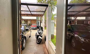Rumah Dijual Posisi Hook Full Furnished Di Cipayung, Jakarta Timur Dekat Gerbang Tol Bambu Apus [AR167]