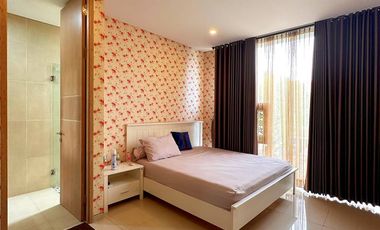 Rumah Dijual Posisi Hook Full Furnished Di Cipayung, Jakarta Timur Dekat Gerbang Tol Bambu Apus [AR167]