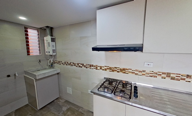 APARTAMENTO  MOSQUERA CON ASCENSOR / UBICACION CENTRAL / PAPELES AL DIA