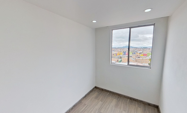 APARTAMENTO  MOSQUERA CON ASCENSOR / UBICACION CENTRAL / PAPELES AL DIA