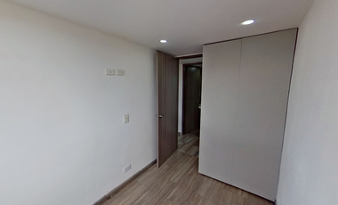 APARTAMENTO  MOSQUERA CON ASCENSOR / UBICACION CENTRAL / PAPELES AL DIA
