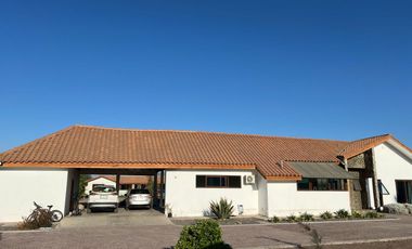 Venta casa en exclusivo condominio Colonia Alemana, Peñaflor