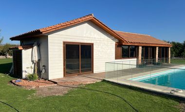 Venta casa en exclusivo condominio Colonia Alemana, Peñaflor