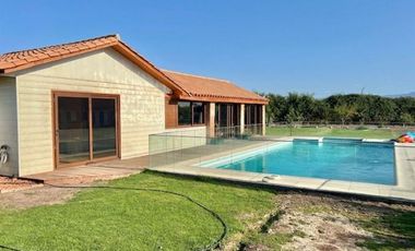 Venta casa en exclusivo condominio Colonia Alemana, Peñaflor