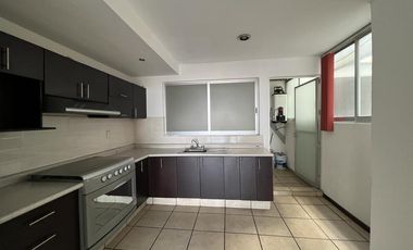 DEPARTAMENTO EN RENTA, SUBIDA ALTOZANO, EXCELENTE VISTA PANORÁMICA