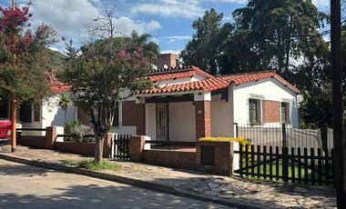 VENTA CASA 3 dorm Carlos paz
