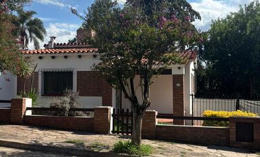 VENTA CASA 3 dorm Carlos paz