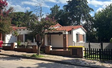 VENTA CASA 3 dorm Carlos paz