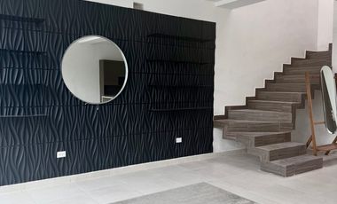 EN VENTA HERMOSA CASA CON ALBERCA EN AQUA RESIDENCIAL EN UNOS DE LOS RESIDENCIALES MAS EXCLUSIVOS DE CANCUN
