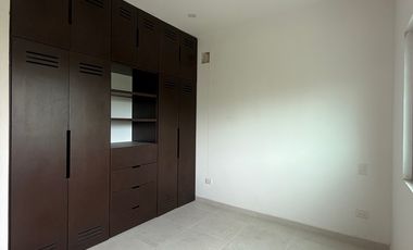 EN VENTA HERMOSA CASA CON ALBERCA EN AQUA RESIDENCIAL EN UNOS DE LOS RESIDENCIALES MAS EXCLUSIVOS DE CANCUN