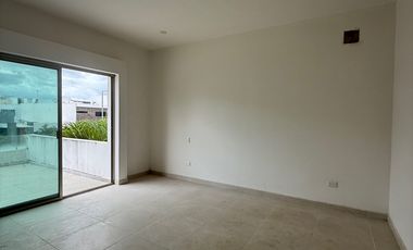 EN VENTA HERMOSA CASA CON ALBERCA EN AQUA RESIDENCIAL EN UNOS DE LOS RESIDENCIALES MAS EXCLUSIVOS DE CANCUN