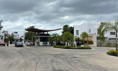 EN VENTA HERMOSA CASA CON ALBERCA EN AQUA RESIDENCIAL EN UNOS DE LOS RESIDENCIALES MAS EXCLUSIVOS DE CANCUN