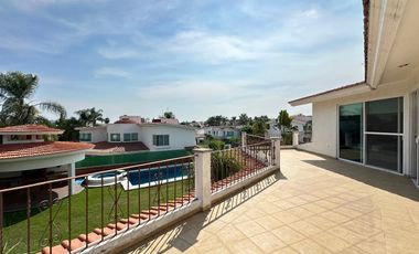 CASA EN VENTA EN FRACCIONAMIENTO LOMAS DE COCOYOC MORELOS