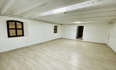 LOCAL COMERCIAL EN SÓTANO DE HERMOSA CASONA ANTIGUA, EN LA JUÁREZ