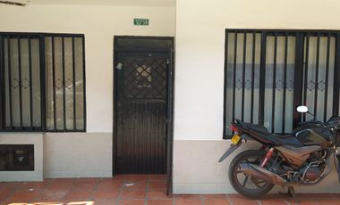 VENTA CASA TRIFAMILIAR BARRIO MARROQUIN 2