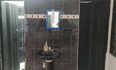 VENTA CASA TRIFAMILIAR BARRIO MARROQUIN 2