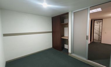 Inversión Inteligente - Casa Versátil con Espacios para Rentar o Expandir Negocio en Puebla