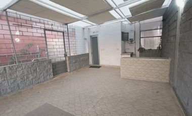 Inversión Inteligente - Casa Versátil con Espacios para Rentar o Expandir Negocio en Puebla