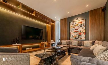 EN VENTA EXCLUSIVA RESIDENCIA CON ALBERCA EN PLAYA DEL CARMEN MUY CERCA DE XCARET Y A 5 MINUTOS DE LA PLAYA