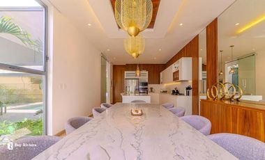 EN VENTA EXCLUSIVA RESIDENCIA CON ALBERCA EN PLAYA DEL CARMEN MUY CERCA DE XCARET Y A 5 MINUTOS DE LA PLAYA
