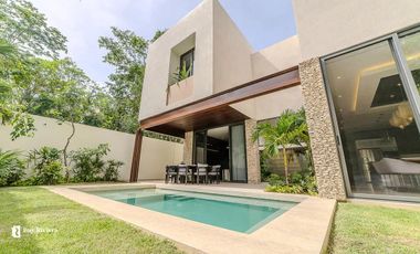 EN VENTA EXCLUSIVA RESIDENCIA CON ALBERCA EN PLAYA DEL CARMEN MUY CERCA DE XCARET Y A 5 MINUTOS DE LA PLAYA
