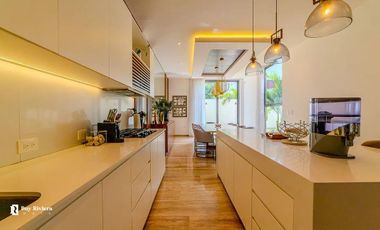EN VENTA EXCLUSIVA RESIDENCIA CON ALBERCA EN PLAYA DEL CARMEN MUY CERCA DE XCARET Y A 5 MINUTOS DE LA PLAYA