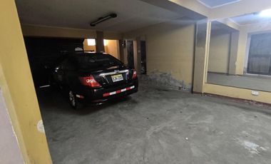 Amplia Casa En Venta – Independencia