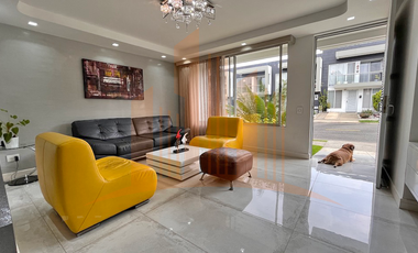 SE VENDE CASA PUEBLITO CAFETERO PEREIRA