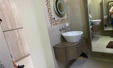 Casa Independiente Con Piscina De Venta Portoviejo Y/T