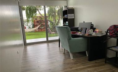 Casa Independiente Con Piscina De Venta Portoviejo Y/T