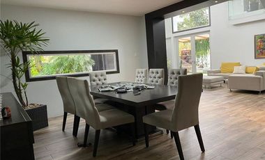 Casa Independiente Con Piscina De Venta Portoviejo Y/T