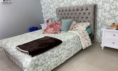 Casa Independiente Con Piscina De Venta Portoviejo Y/T