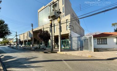 SAN FELIPE - VENDE BOX EN CENTRO MEDICO INTEGRAL ACONCAGUA