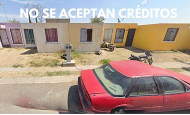 SE VENDE CASA DE RECUPERACIÓN HIPOTECARIA EN LOS RUISEÑORES, JALISCO