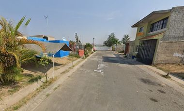 SE VENDE CASA DE RECUPERACIÓN HIPOTECARIA EN LOS RUISEÑORES, JALISCO