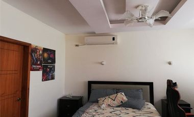 Casa De Venta En Manta Zona Sur Y/T