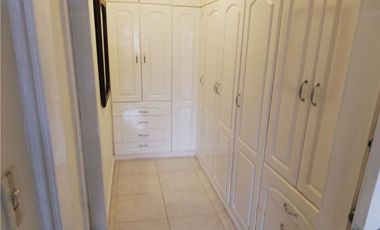 Casa De Venta En Manta Zona Sur Y/T