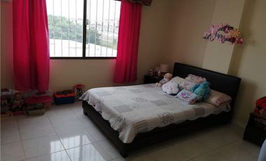 Casa De Venta En Manta Zona Sur Y/T