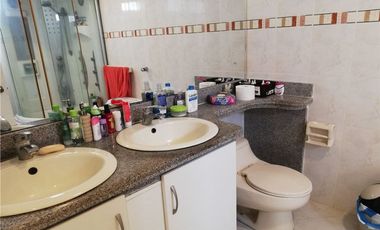 Casa De Venta En Manta Zona Sur Y/T