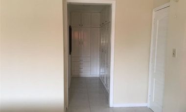 Casa De Venta En Manta Zona Sur Y/T