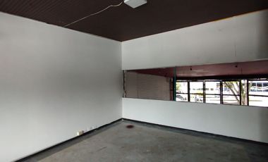 Casa Comercial en arriendo en Av Circunvalar