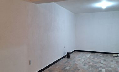 DEPARTAMENTO EN PLANTA BAJA EN COL. PANAMERICANA