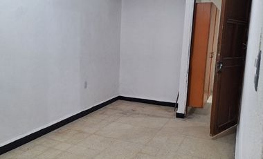DEPARTAMENTO EN PLANTA BAJA EN COL. PANAMERICANA