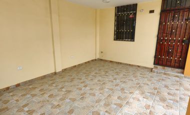 Alquiler De Casa De Un Piso En Urb. Villas Del Sol De Los Portales - Ica