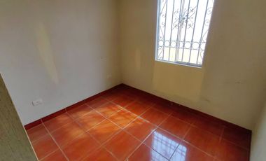 Alquiler De Casa De Un Piso En Urb. Villas Del Sol De Los Portales - Ica
