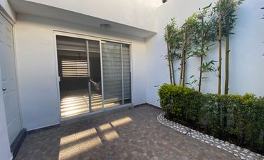 Renta de casa en Paseos del Bosque