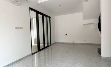 Jual Rumah Dijual 3 Lantai MURAH Di Cipayung Jakarta Timur Dekat Tol Setu dkt Pusat Kota [AR150]