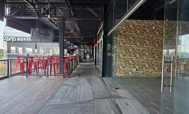 Local con terraza EN VENTA en Plaza Pirámide Cholula