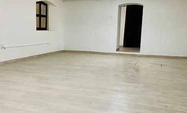 SOTANO EN CASA PORFIRIANA PARA USO COMERCIAL