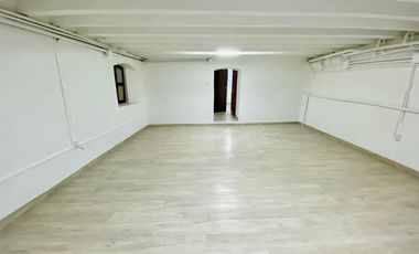 SOTANO EN CASA PORFIRIANA PARA USO COMERCIAL